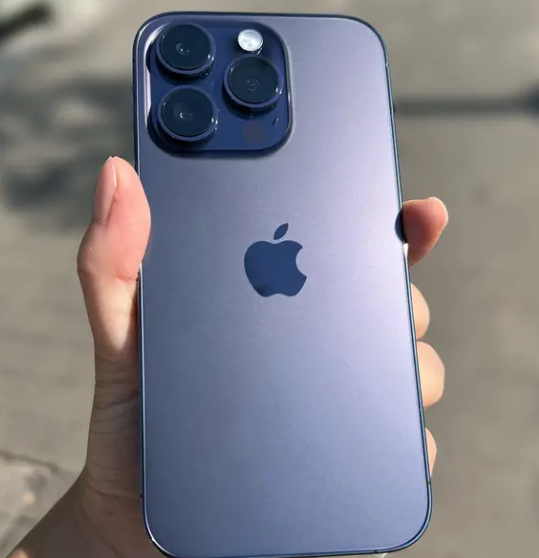 河池apple维修中心分享为什么苹果手机的质感那么好