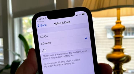 河池苹果手机维修分享iPhone 12如何打开或关闭5G网络 