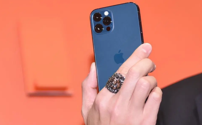 河池苹果手机维修分享iPhone12系列重启方法教程 