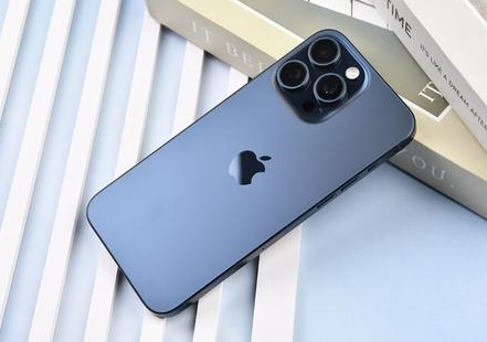 河池苹果维修点分享iPhone 15 Pro Max屏幕更换全新实操风险 